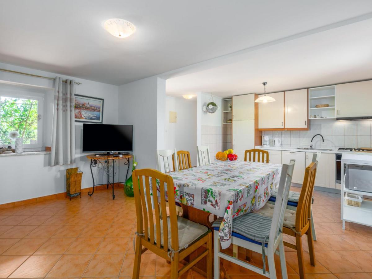 Holiday home Lucky By Interhome Brtonigla